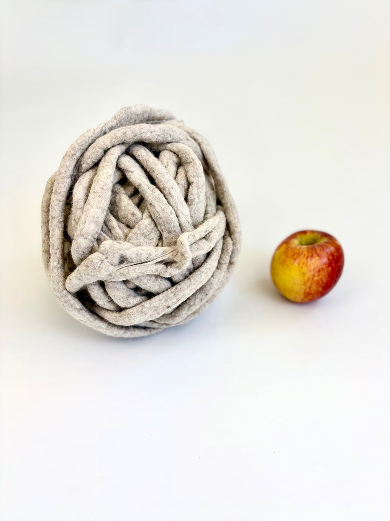 Chunky Felted Roving in Natural Silver 24m