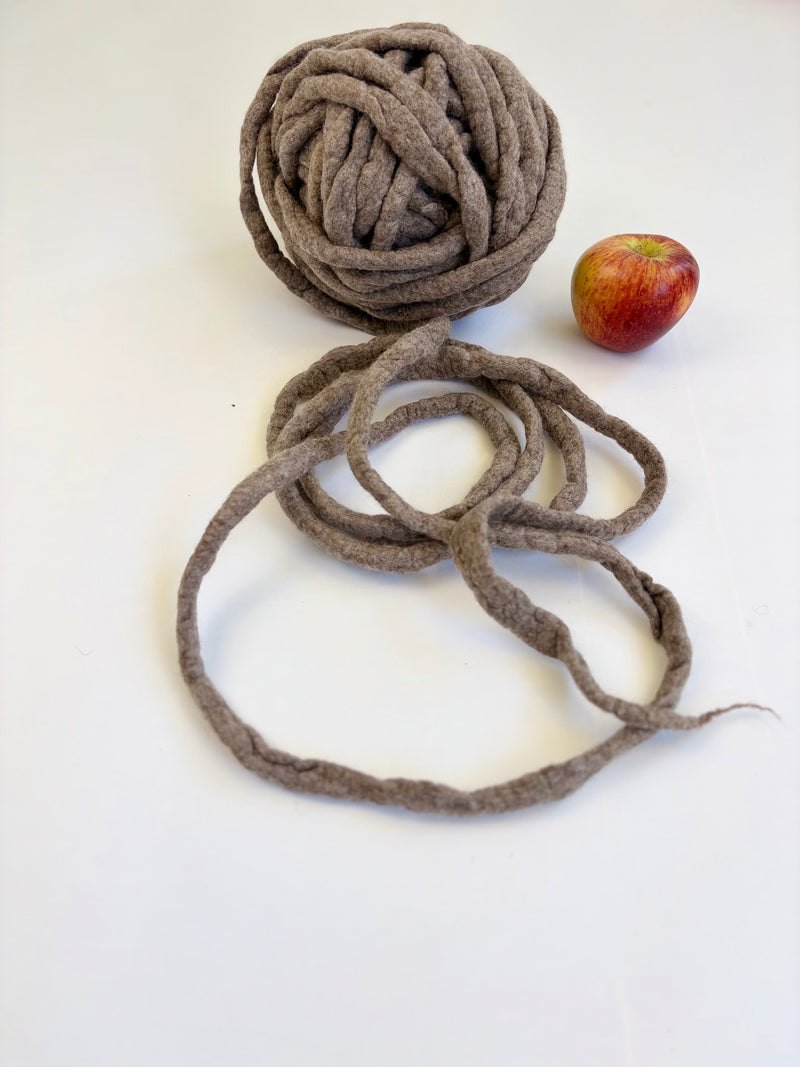 Chunky Felted Roving in Natural Brown 25m