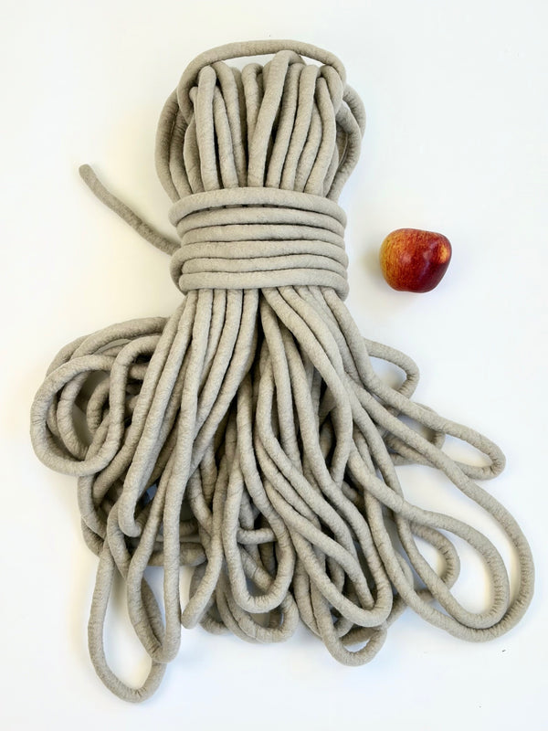 K1S1 Extreme Knitting Yarn Bundle in Fawn 45m