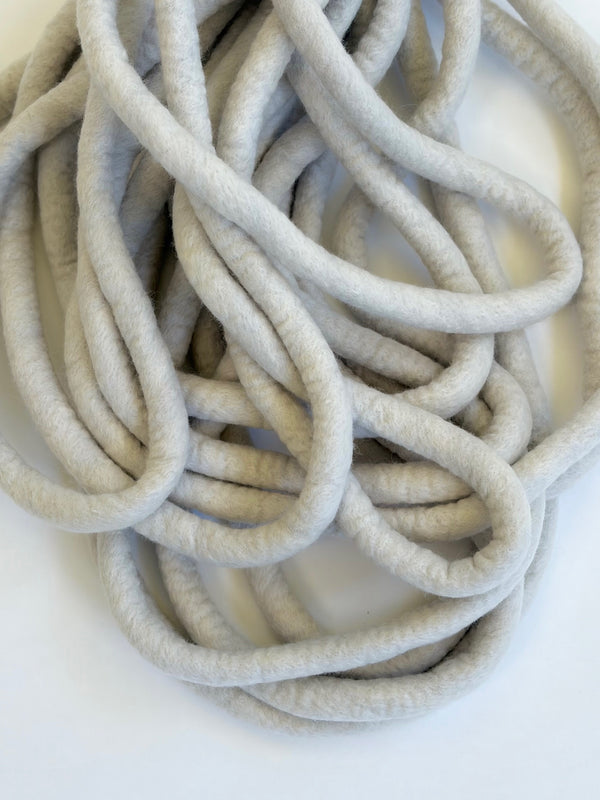 K1S1 Extreme Knitting Yarn Bundle in Putty 19m